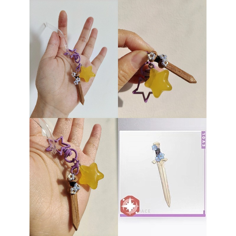 Phone Accessories Keychain - Accesorios de Xavier de Love and