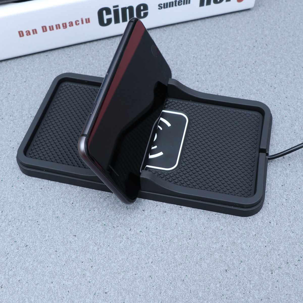 Phone Cooling Fan - Cargador Inalámbrico, Base de Carga de