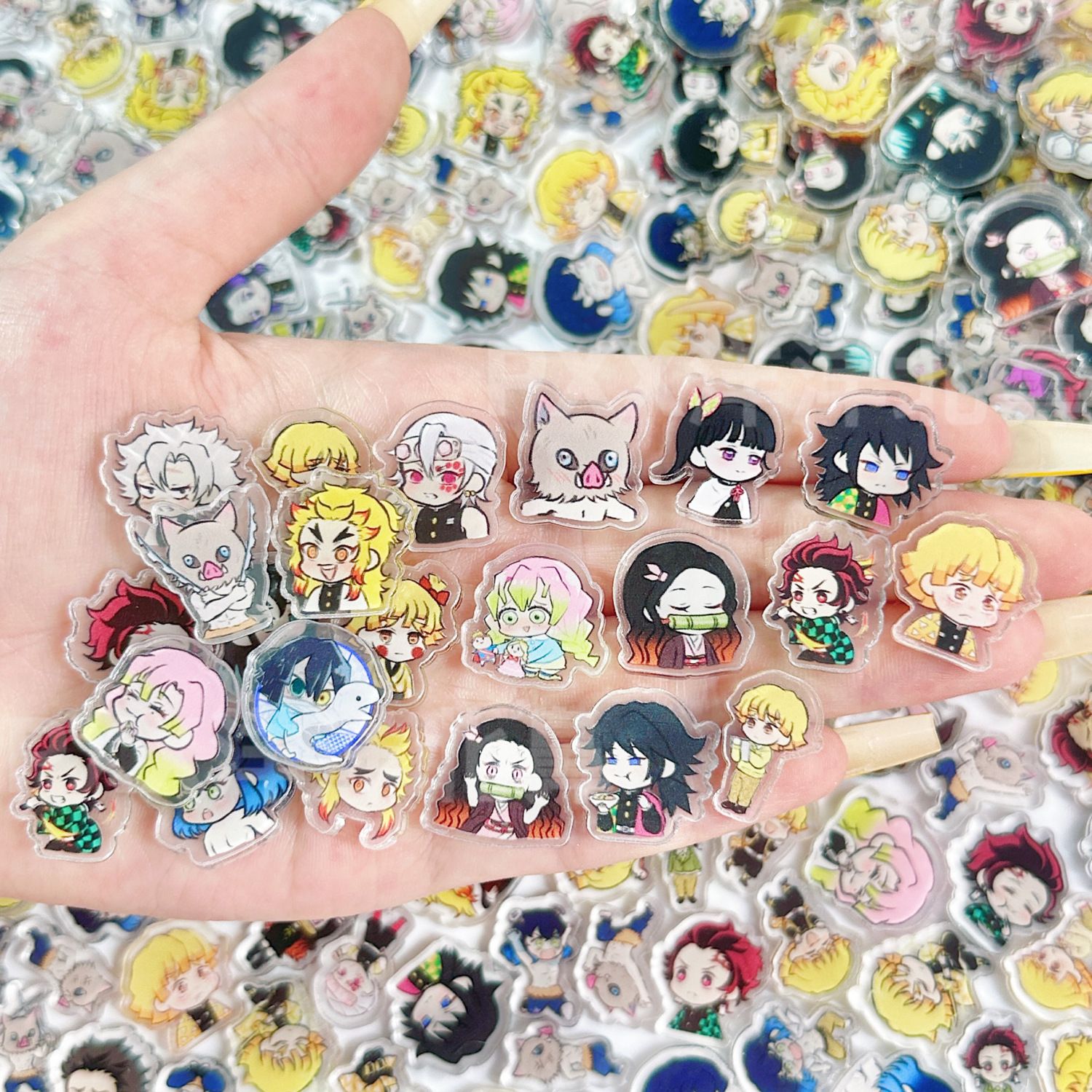 50/100 Piezas de Láminas Acríl - Phone Accessories Demon Slayer reseña y precio