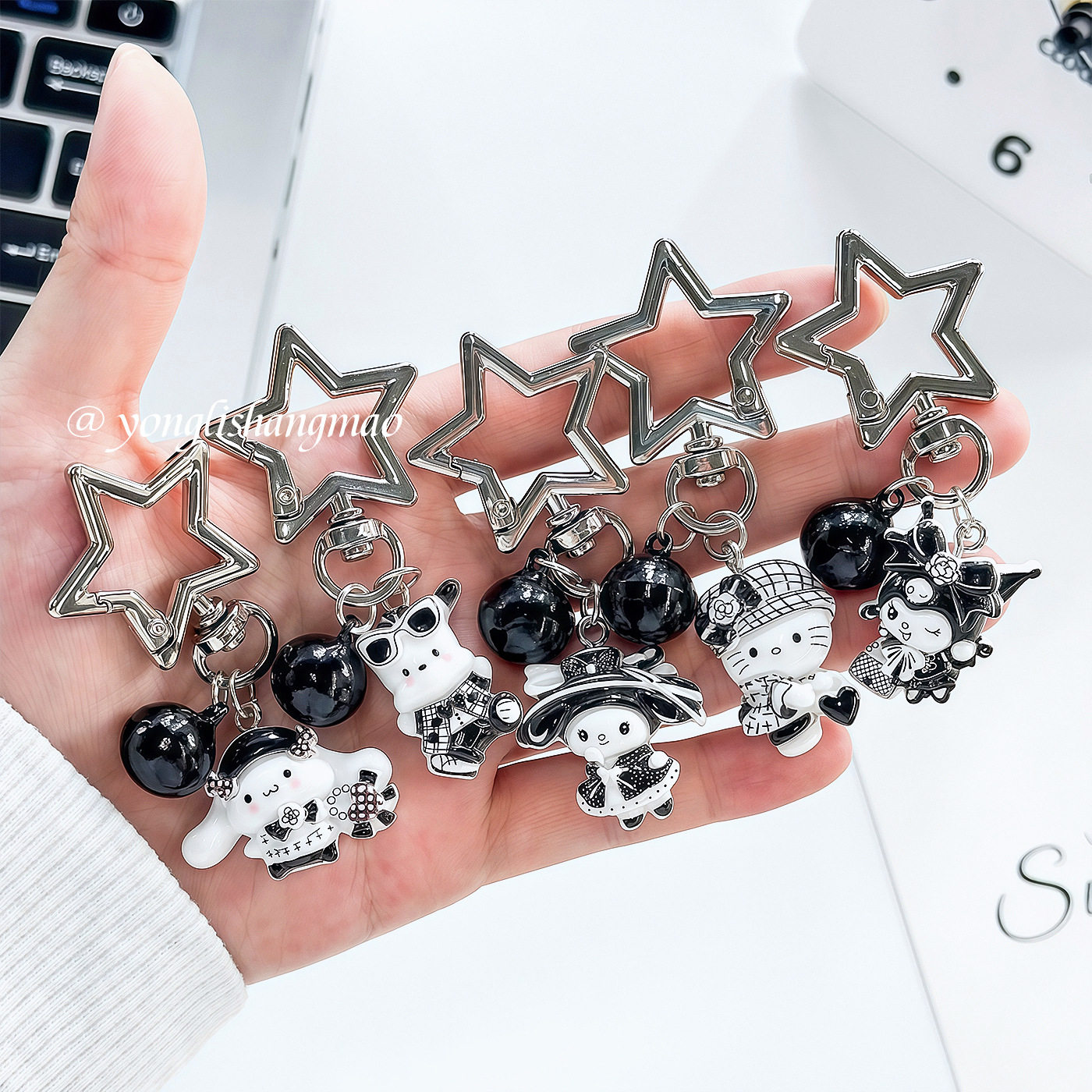 Llavero Vintage Y2K Sanrio Hel - Phone Accessories Keychain reseña y precio
